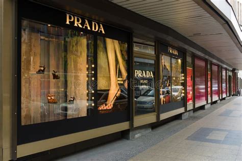 prada kudamm berlin|Berlin Kurfürstendamm, 186.